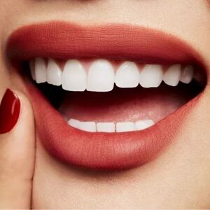 MAC Powder Kiss Liquid Lipcolour Devoted to Chili